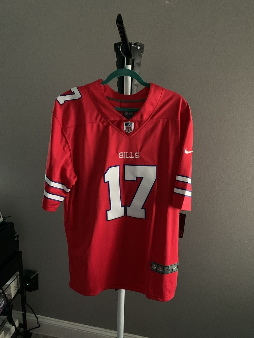 Nike Buffalo Bills Josh Allen 17 Red NFL Jersey Size L