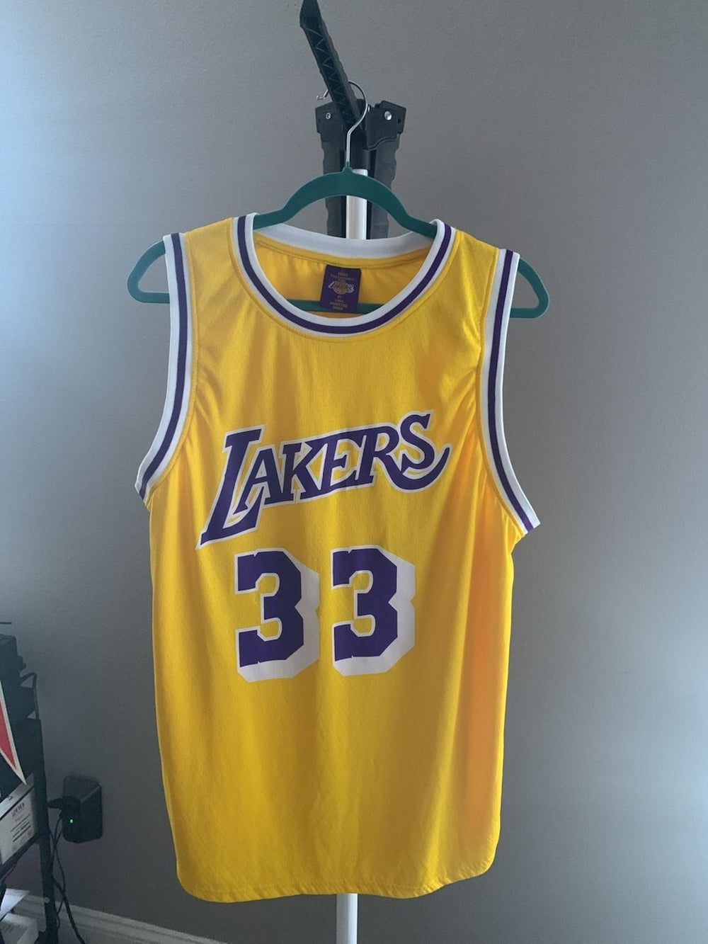 Los Angeles Lakers Kareem Abdul-Jabbar #33 Promotional Basketball Jersey by Link