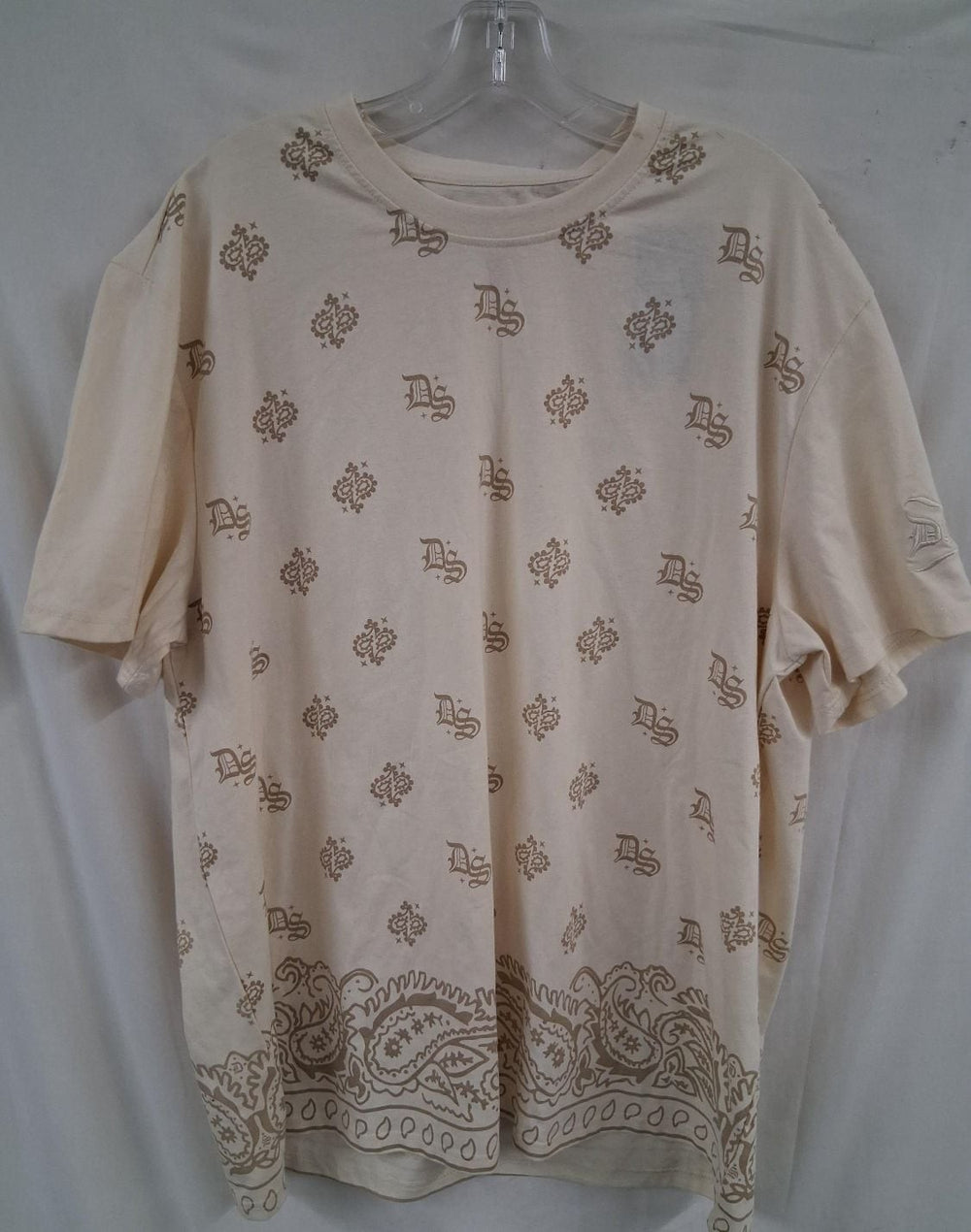 Dogg Supply by Snoop Dogg Bandana Monogram Graphic SS Crew Tee Natural 2XL