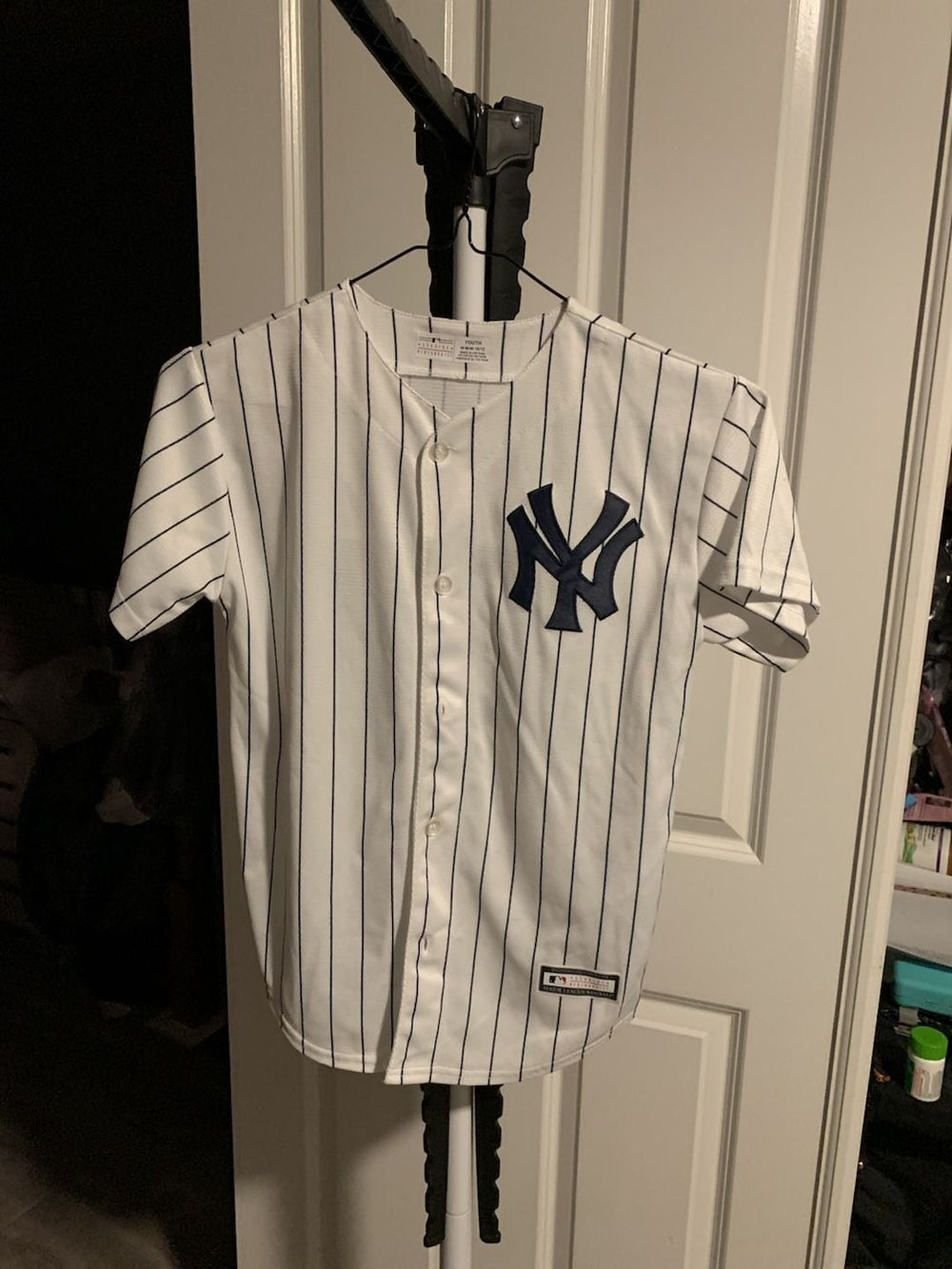 Majestic New York Yankees Youth Pinstripe Replica Baseball Jersey Size Medium (1