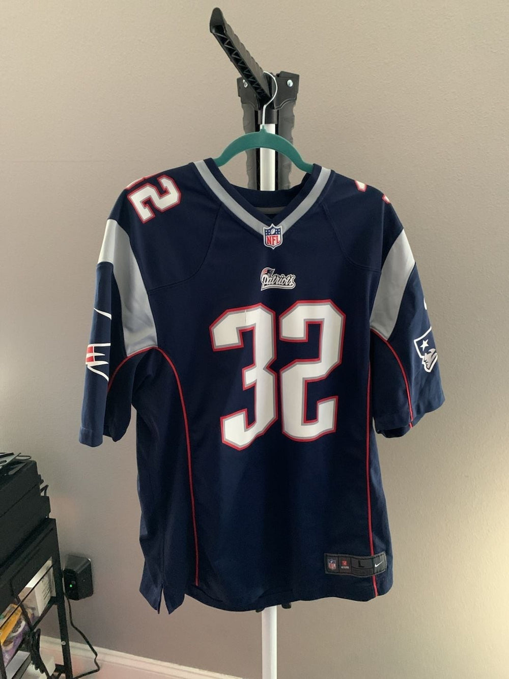 Nike New England Patriots Devin McCourty #32 NFL Jersey Size L