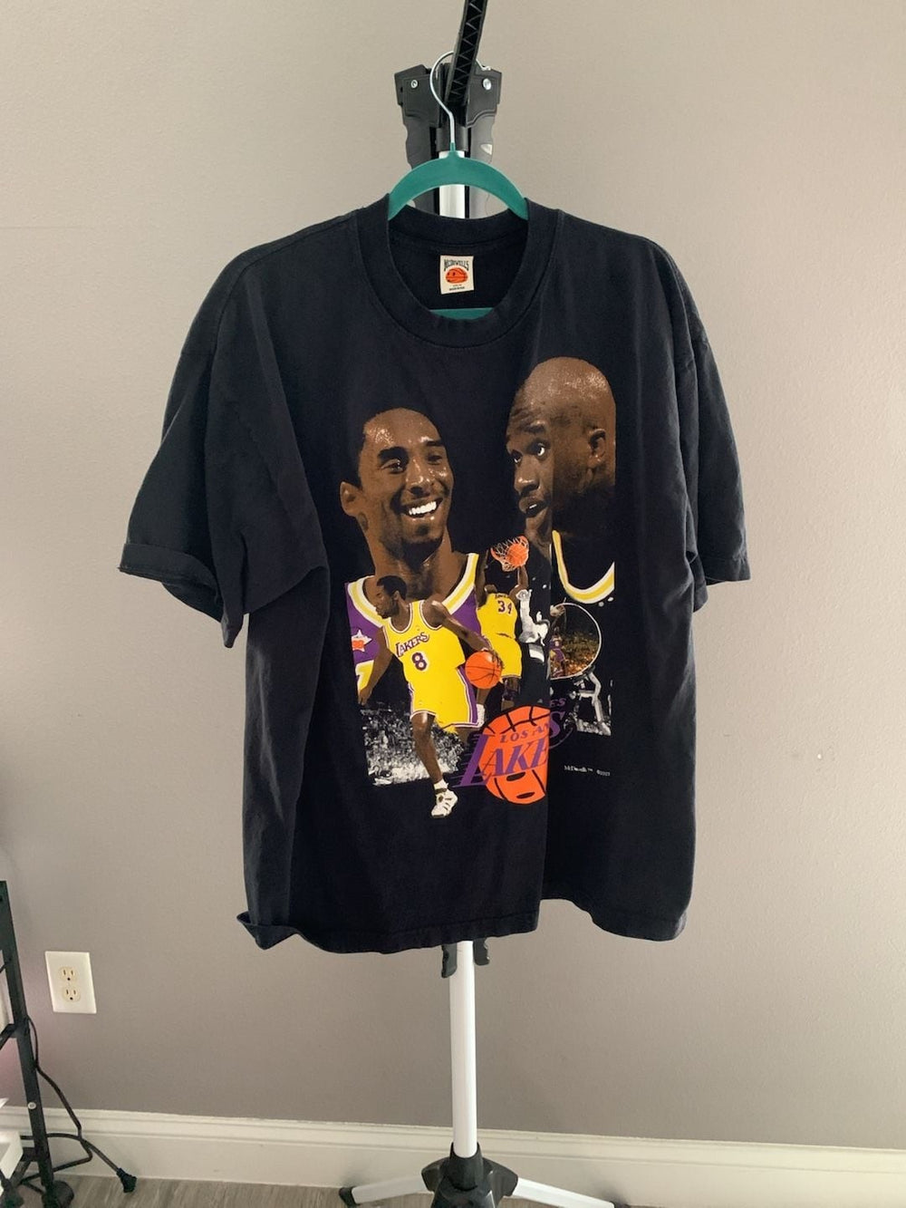 McDowells Shaq and Kob Tribute T-Shirt Los Angeles Lakers
