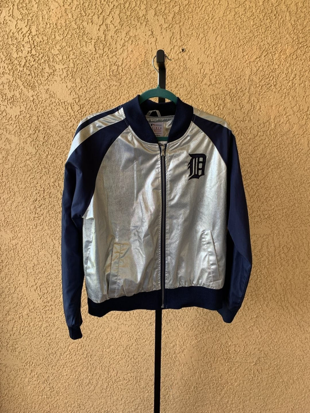 Detroit Tigers MLB Genuine Merchandise by Carl Banks Bomber Jacket XL