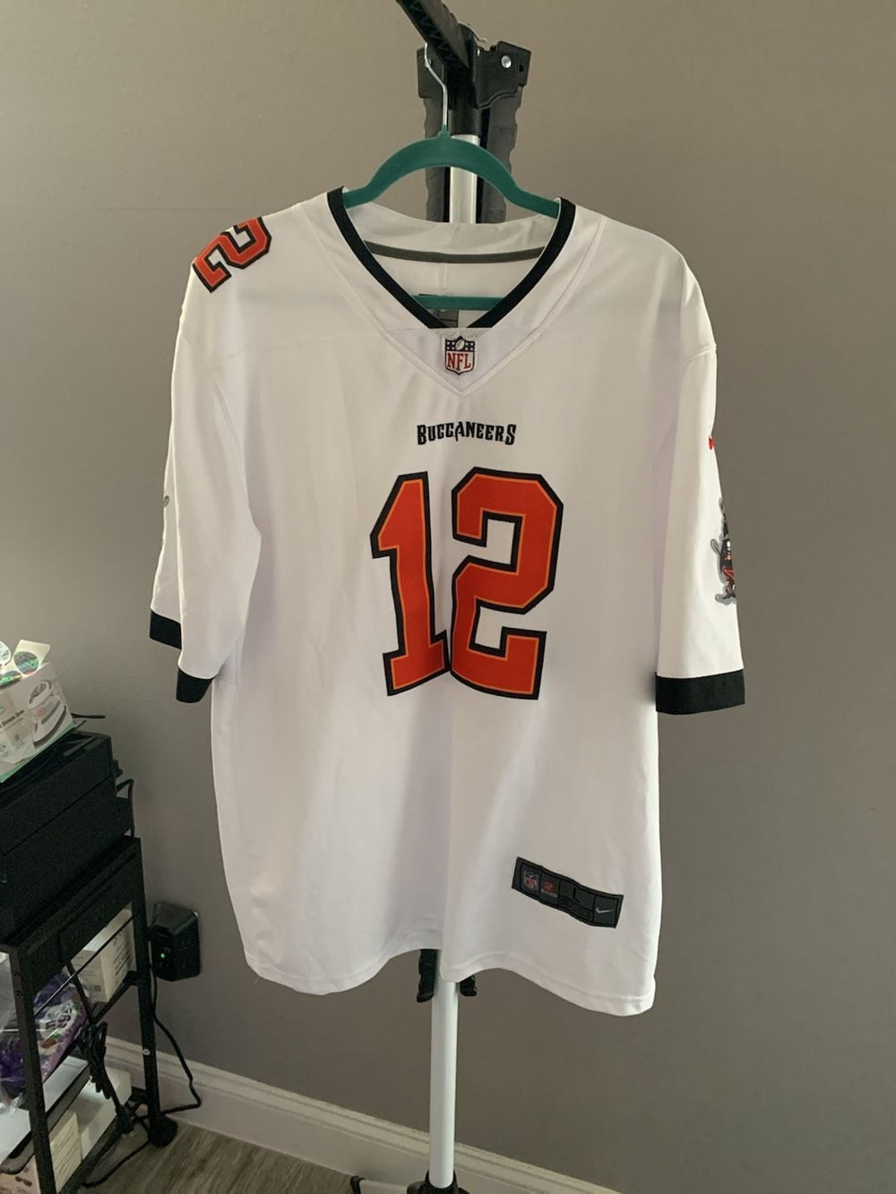 Nike Tampa Bay Buccaneers Tom Brady #12 Away Jersey White Men's Size Large