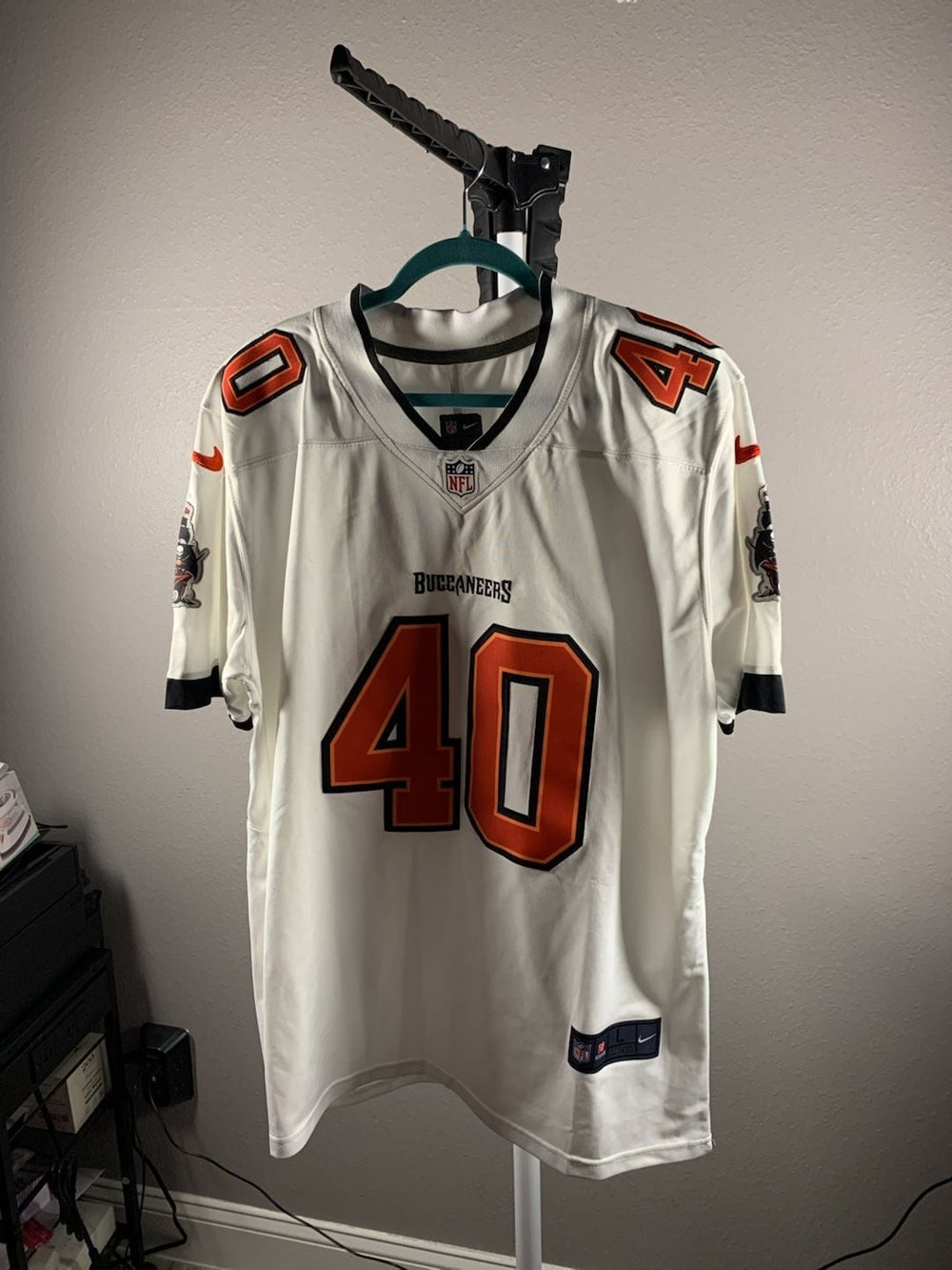 Nike Tampa Bay Buccaneers #40 White Game Jersey
