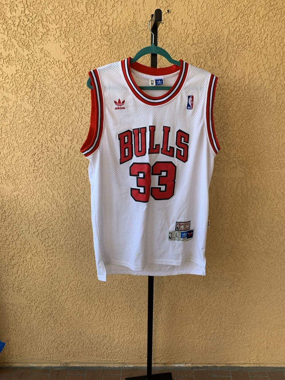 Adidas Chicago Bulls Scottie Pippen 33 Hardwood Classics Jersey Size L