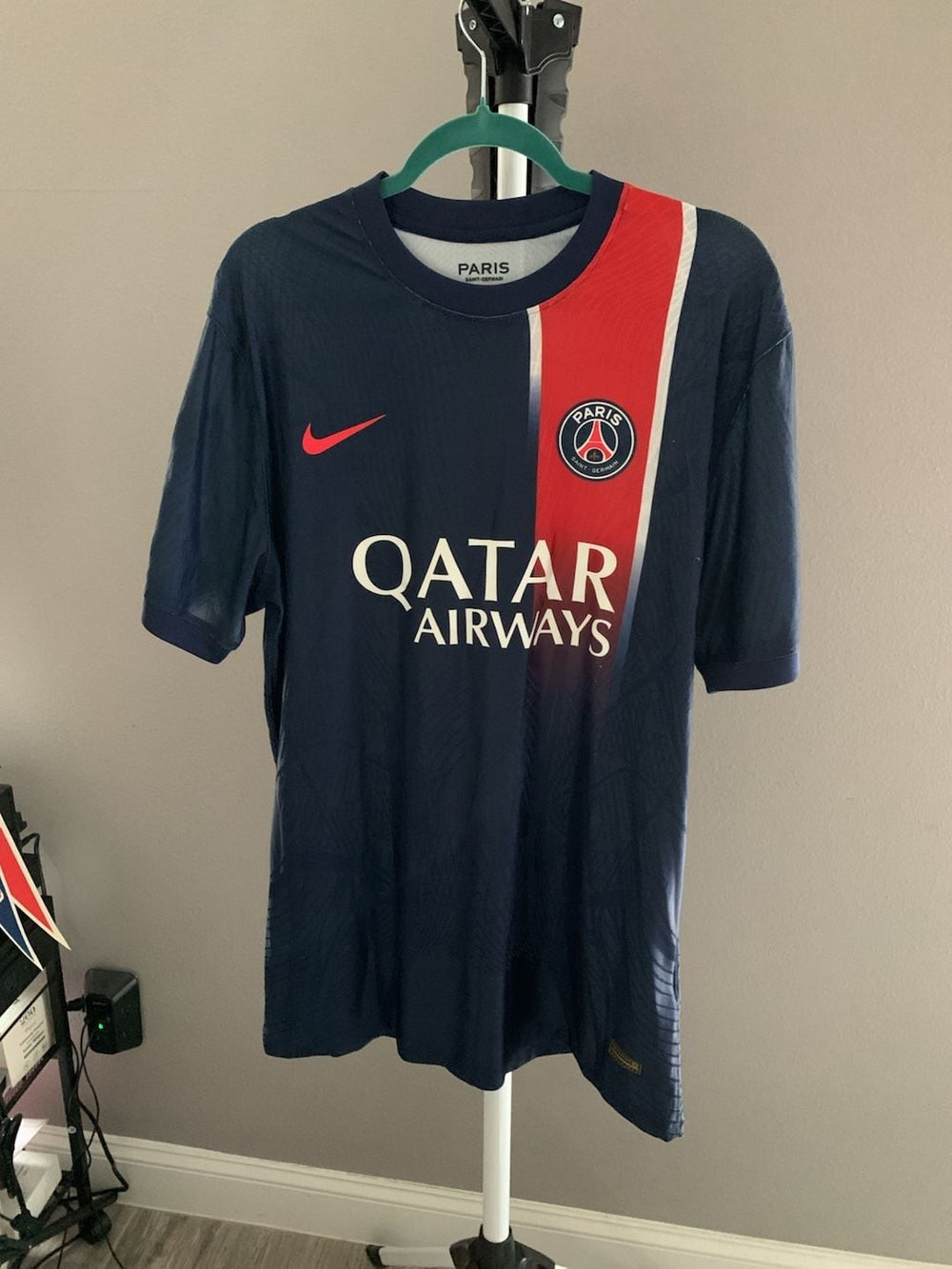 Nike Paris Saint-Germain 2023-2024 Dri-FIT ADV Home Match Authentic Jersey