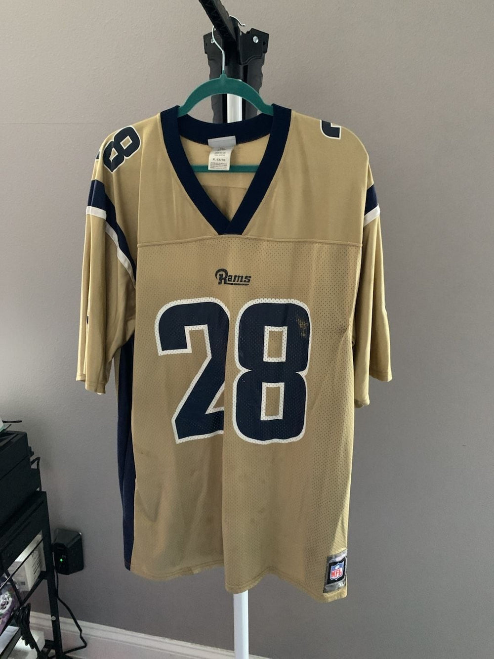 Vintage Reebok NFL St. Louis Rams Marshall Faulk #28 Gold Mesh Jersey Size XL